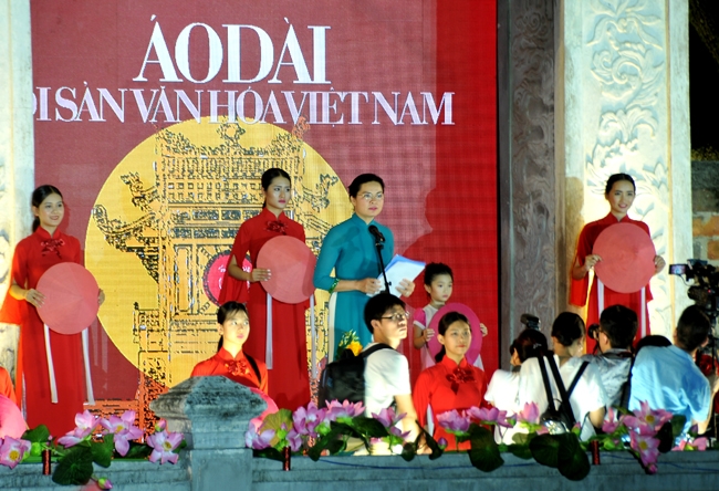 Áo dài là một trong những di sản văn hoá Việt Nam