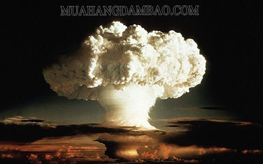 Năng lượng từ vụ nổ bom hạt nhân nguyên tử tạo thành đám mây hình nấm