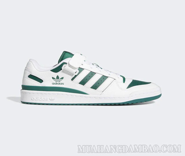 Adidas Original có logo đặc biệt để phân biệt