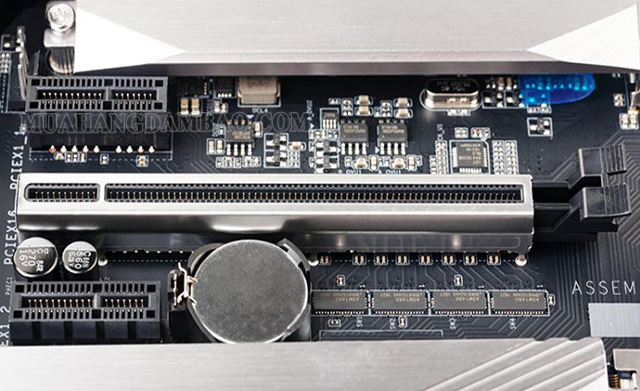 Khe cắm chuẩn PCI Express