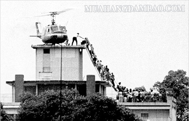 Hình ảnh 3 que đu càng máy bay chạy trốn khỏi Sài Gòn