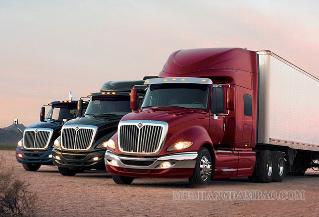 Xe tải là những loại ô tô được thiết kế để chuyên chở hàng hoá